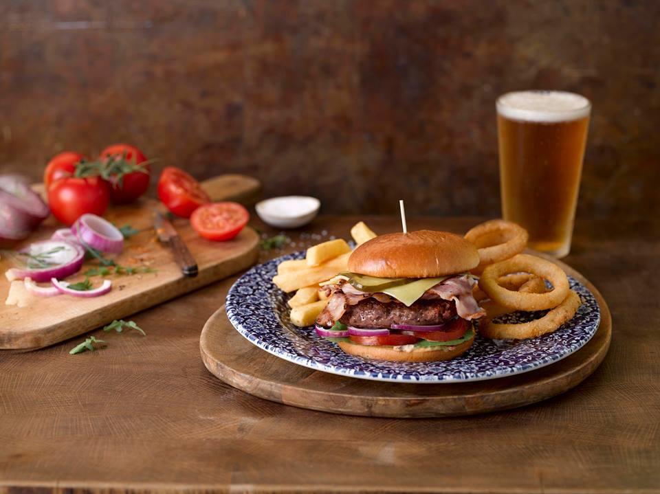 The Crown Hotel Wetherspoon بيجلزويد المظهر الخارجي الصورة