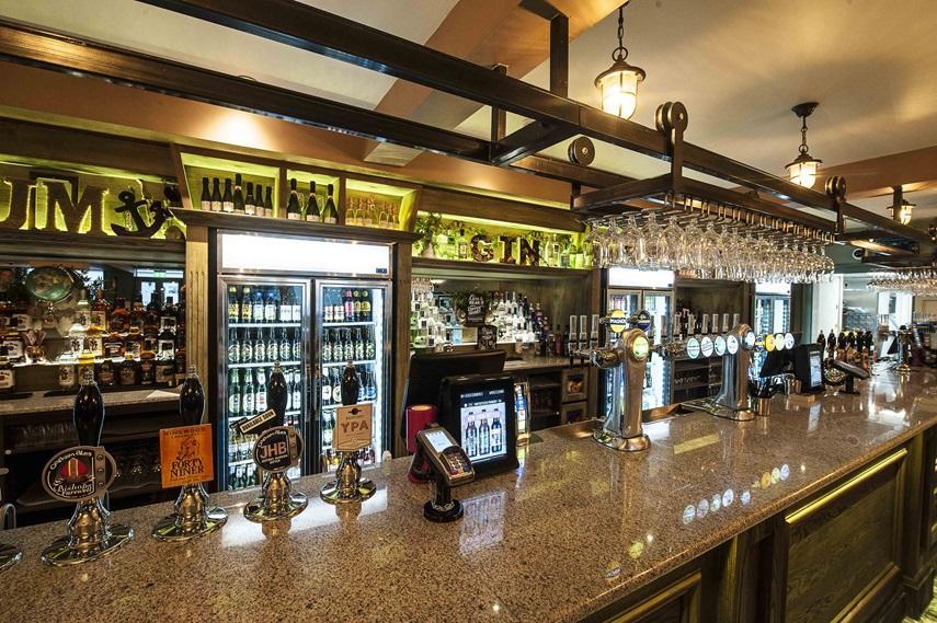 The Crown Hotel Wetherspoon بيجلزويد المظهر الخارجي الصورة
